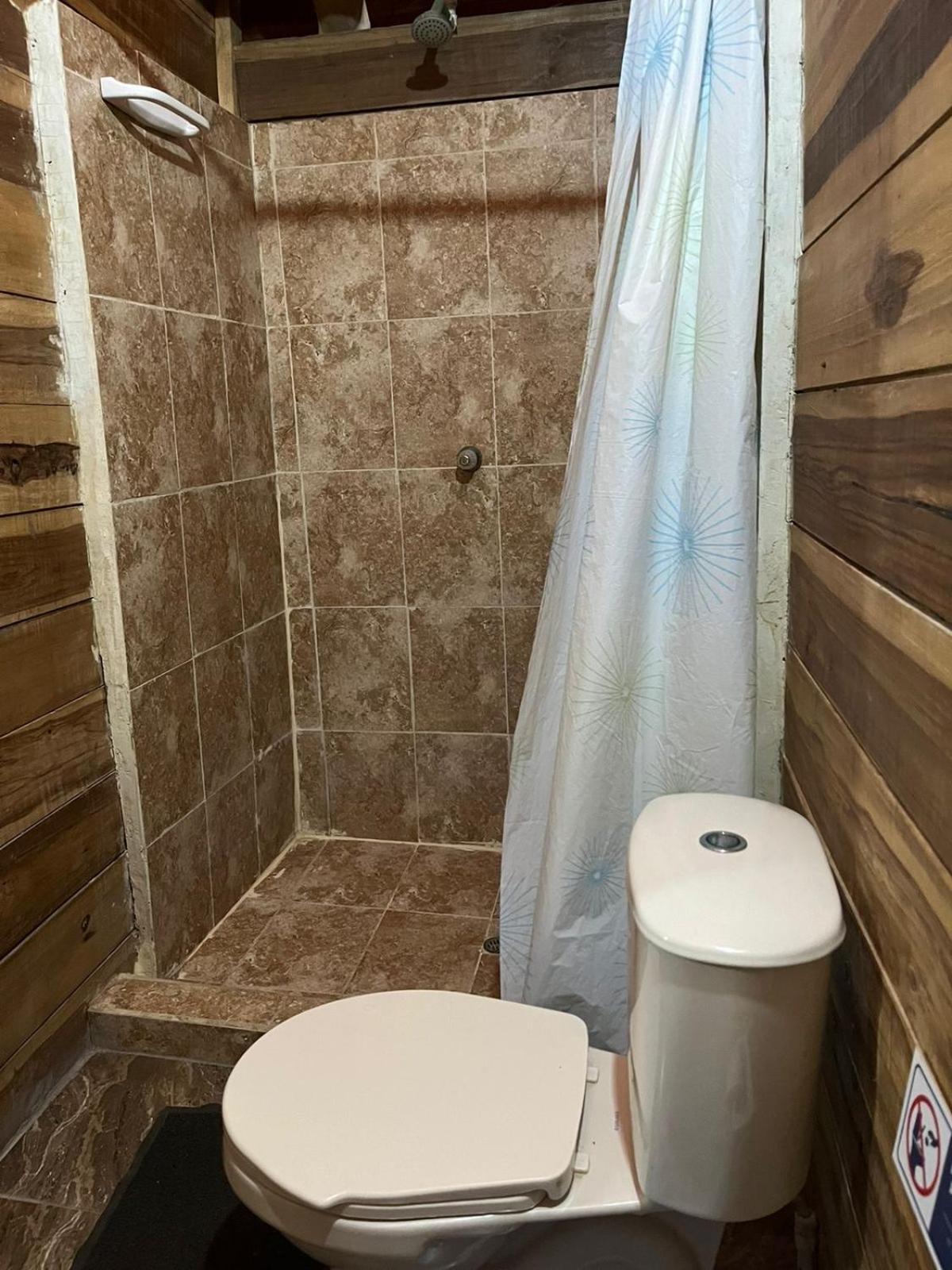 La Poza The Mompe Beach Hostal מראה חיצוני תמונה
