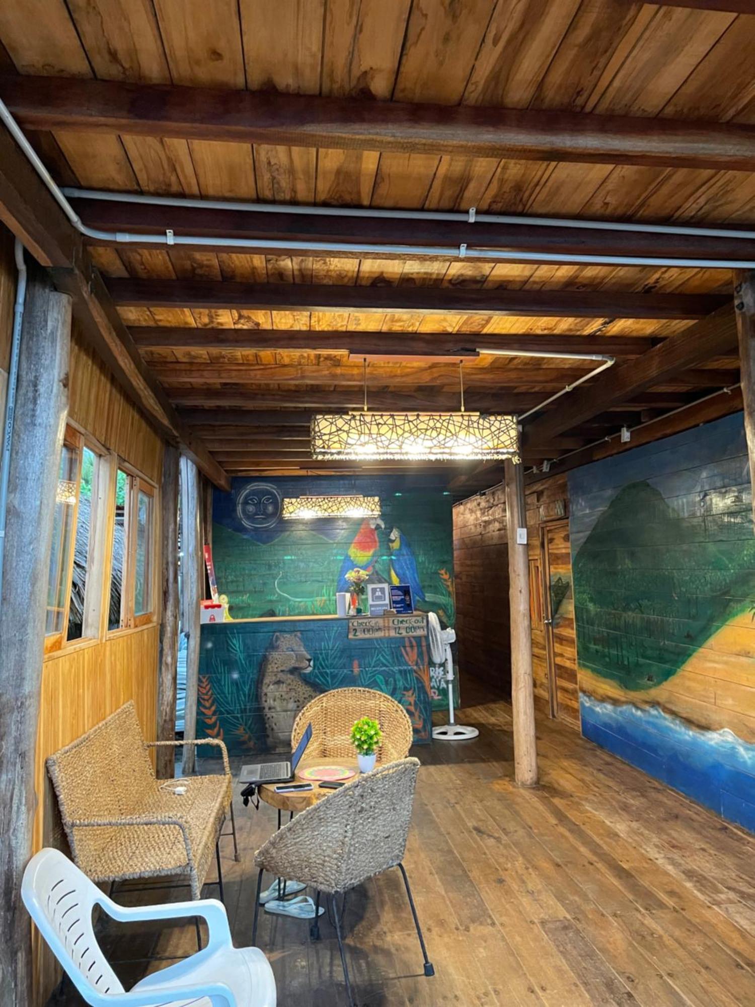 La Poza The Mompe Beach Hostal מראה חיצוני תמונה
