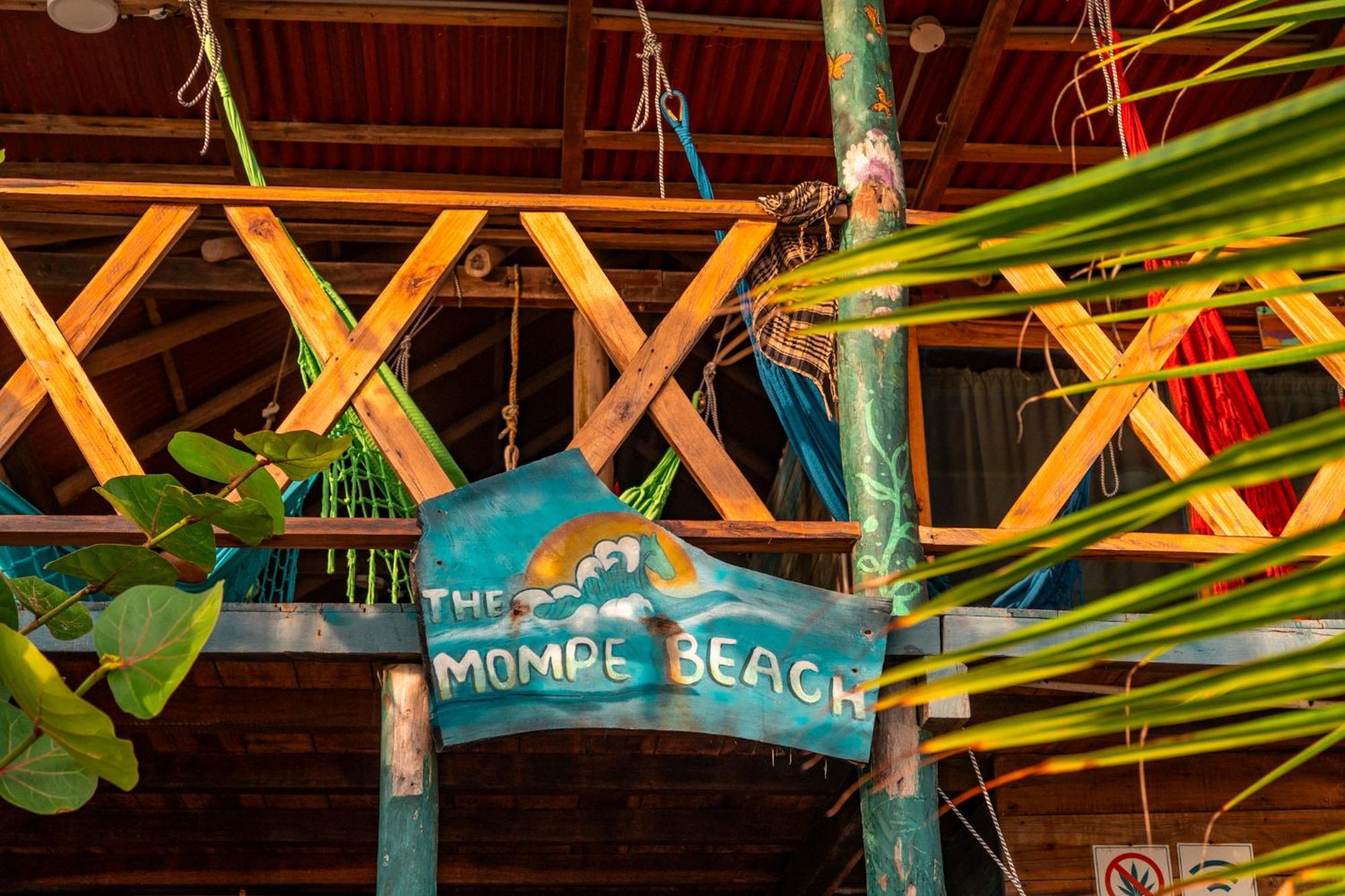 La Poza The Mompe Beach Hostal מראה חיצוני תמונה